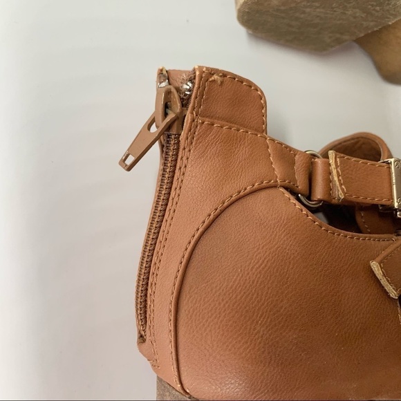SALE! GB Girls Brown Booties Size 5 Medium - Picture 8 of 9